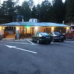 Bujtina Uji I Panjes, Llogara
