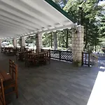 Отель Bujtina Uji I Panjes, Llogara *