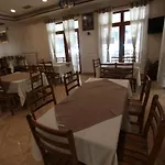 Bujtina Uji I Panjes, Llogara Отель *