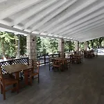 Отель Bujtina Uji I Panjes, Llogara