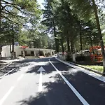 Bujtina Uji I Panjes, Llogara * Dukat