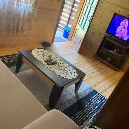 Bujtina Uji I Panjes, Llogara * Dukat