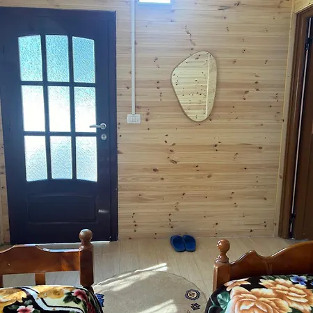 Hotel Bujtina Uji I Panjes, Log Dukat