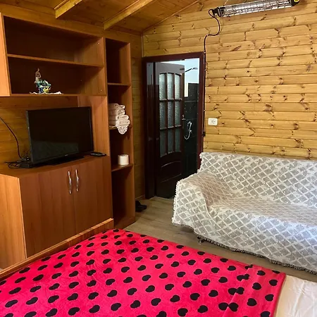 Bujtina Uji I Panjes, Llogara Hotel *