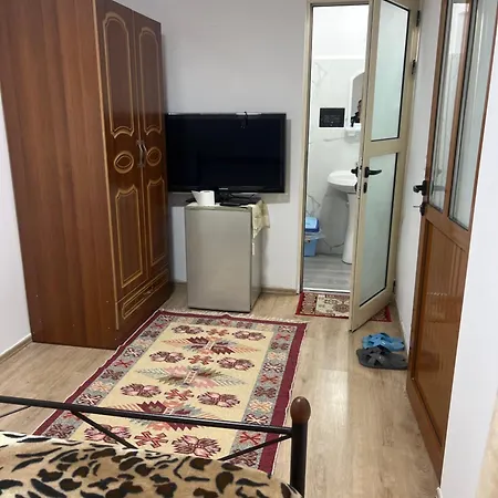 Bujtina Uji I Panjes, Llogara Dukat