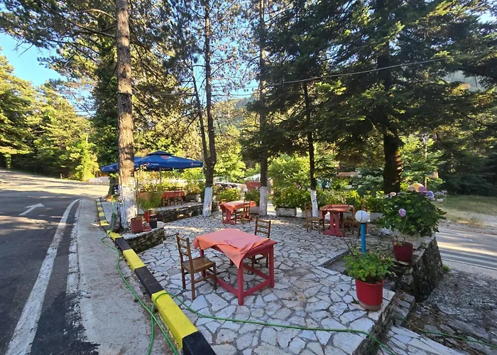 Szálloda Bujtina Uji I Panjes, Llogara *