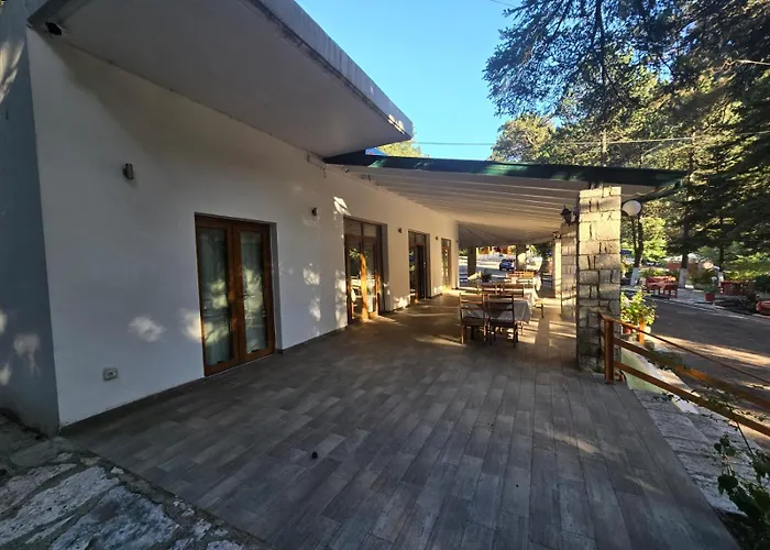 Szálloda Bujtina Uji I Panjes, Llogara Dukat