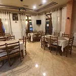 Bujtina Uji I Panjes, Llogara Hotel