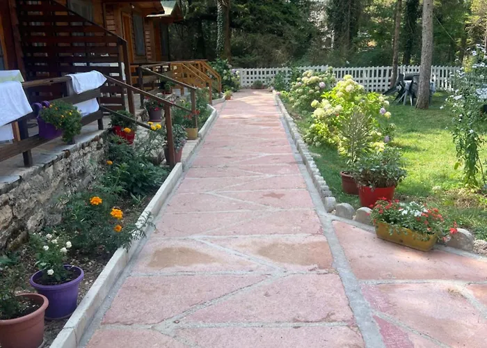 Hotel Bujtina Uji I Panjes, Llogara