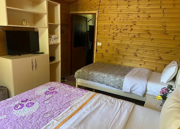 Bujtina Uji I Panjes, Llogara Dukat