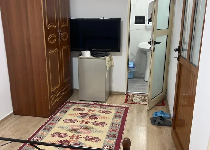 Bujtina Uji I Panjes, Llogara Dukat